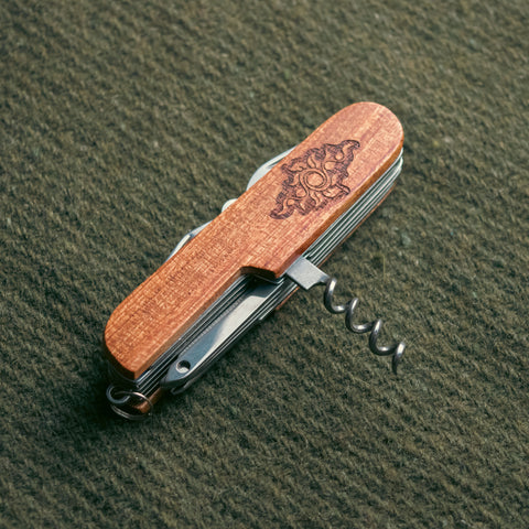 Nature's Pathway 11-in-1 Pocketknife