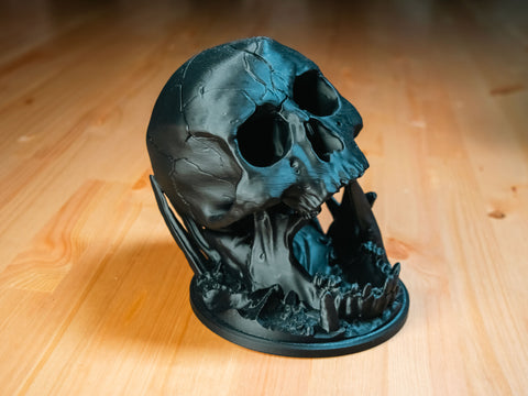 Screaming Skull Dice Tower